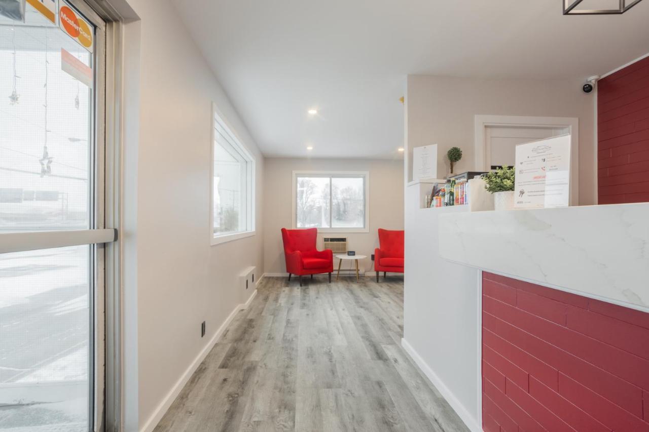 Motel Champlain Brossard Buitenkant foto