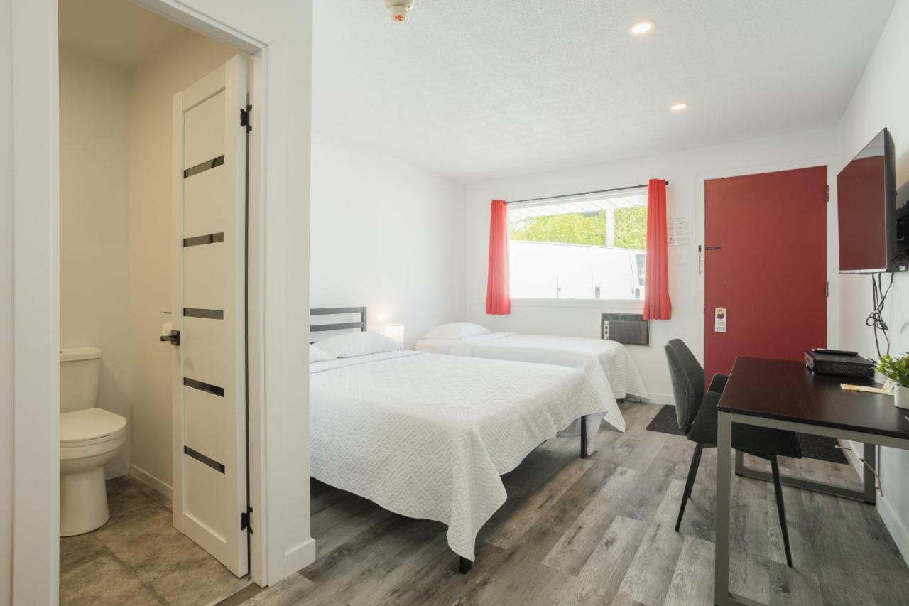 Motel Champlain Brossard Buitenkant foto