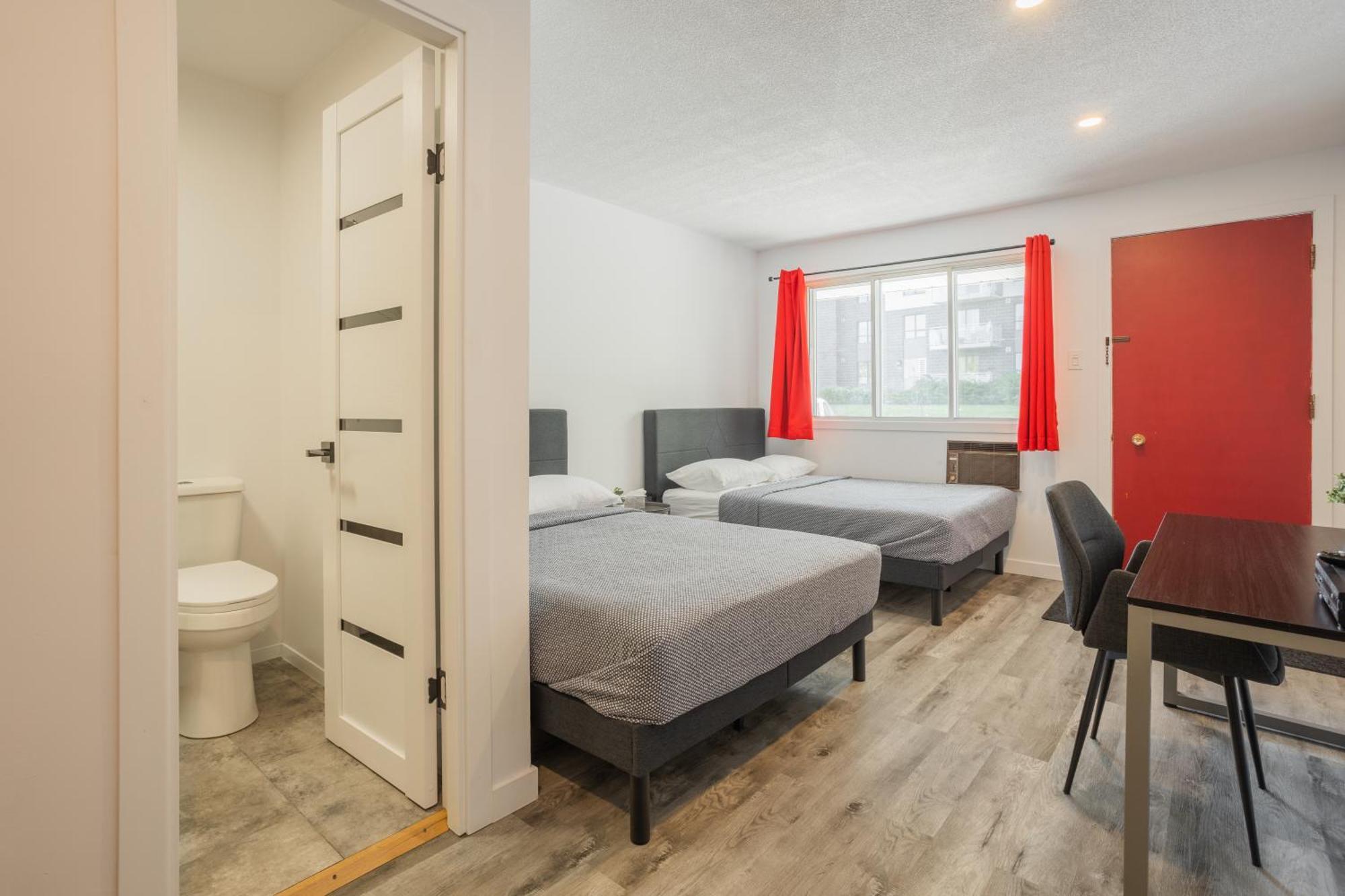 Motel Champlain Brossard Buitenkant foto